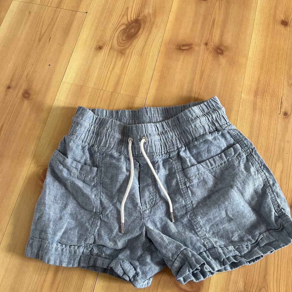 Athlete linen shorts